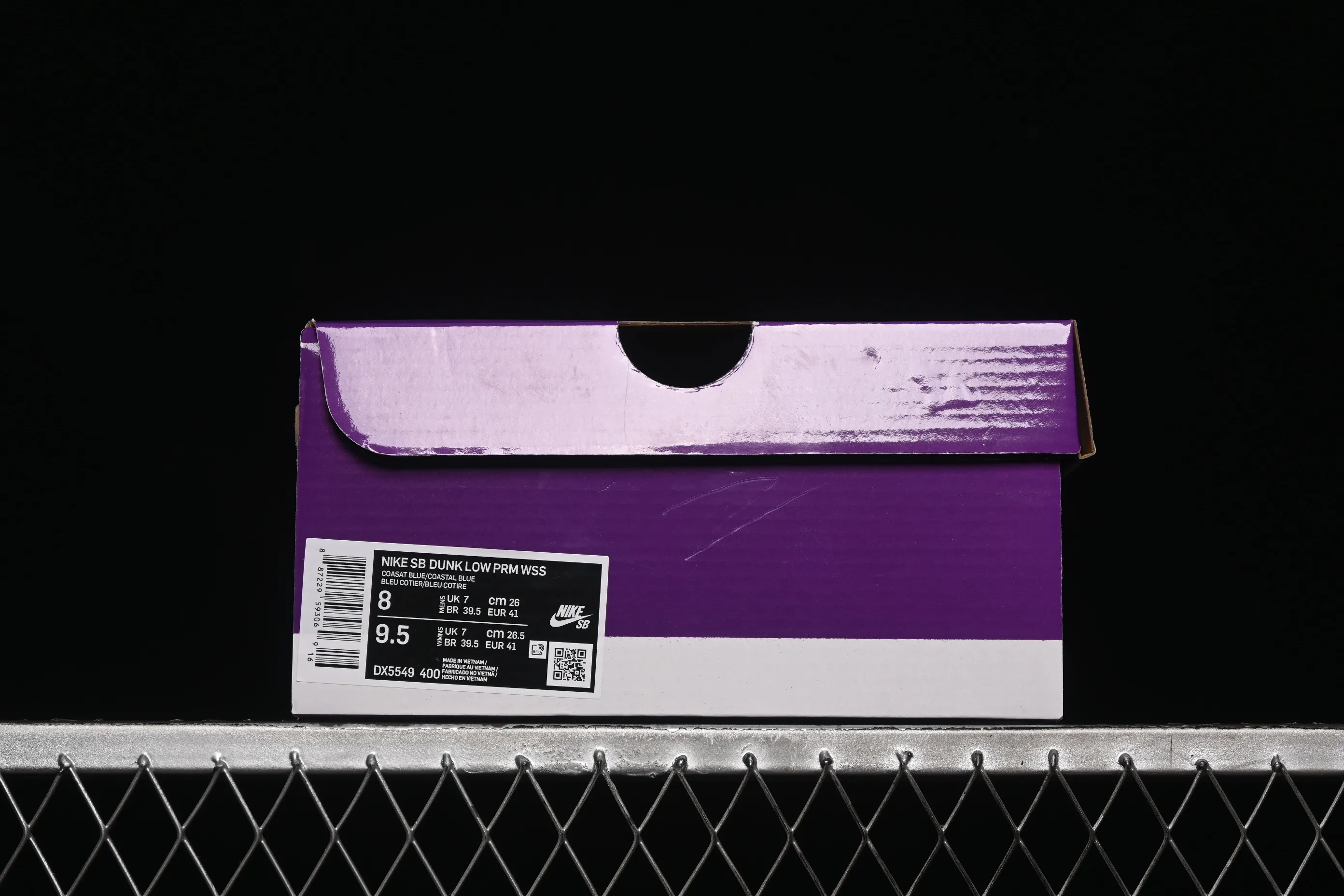 All Categories Nk SB Dunk Series Nk SB Dunk Low Low-top sneakers Nike SB Dunk Low Scratch Blue Chicken SB low-top sports and leisure sneakers DX5549-400